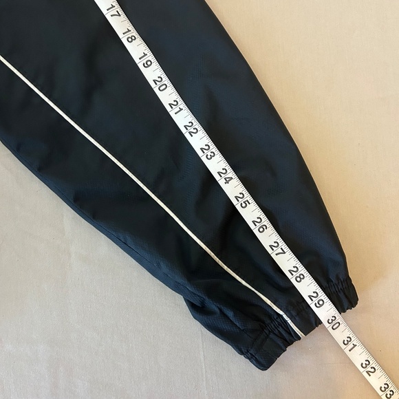 Men's Champion Black Zipper Jacket w/ Zipper Pockets | Size‎ L - Picture 8 of 10